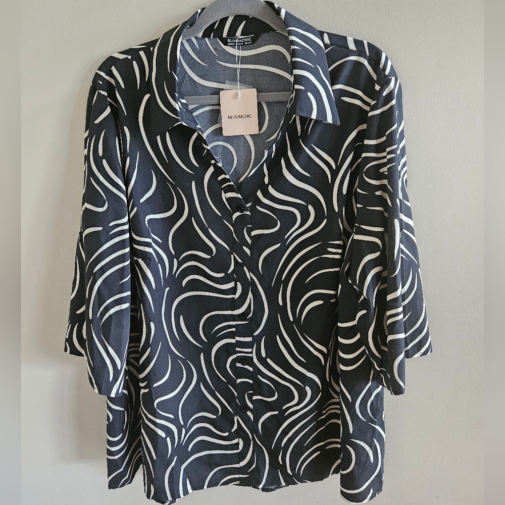 BloomChic Black White Button Down Shirt - Picture 2 of 6
